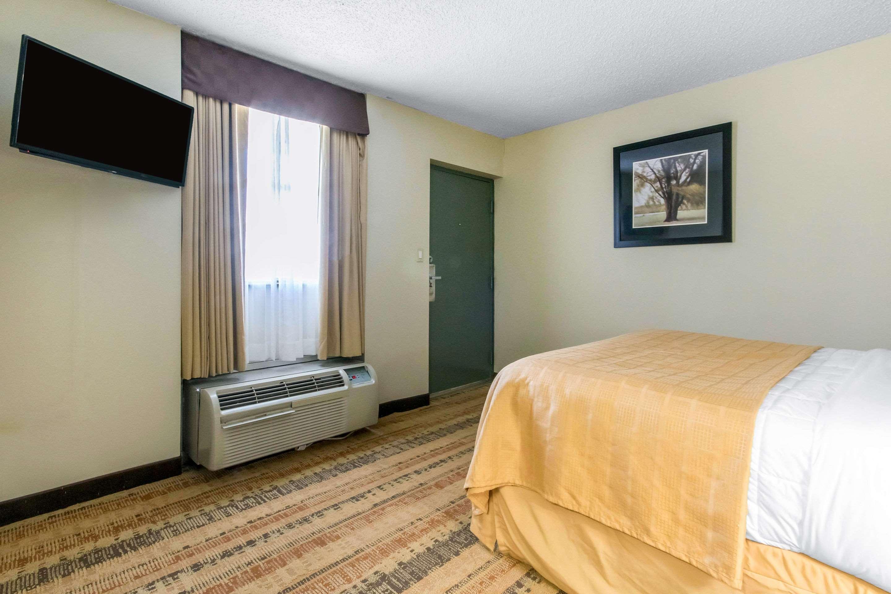 Quality Inn & Suites Horse Cave Exterior foto