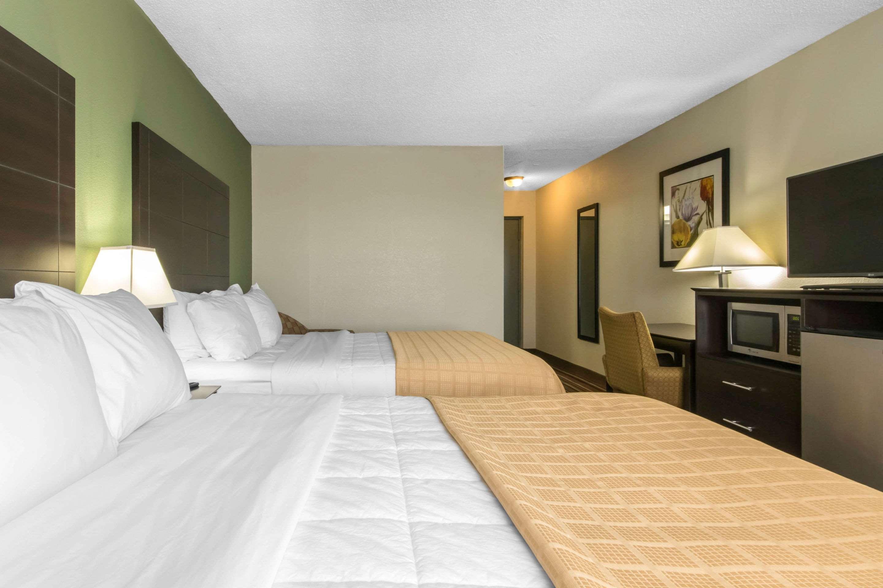 Quality Inn & Suites Horse Cave Exterior foto